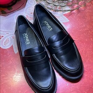 Jones New York Women's Black Loafers